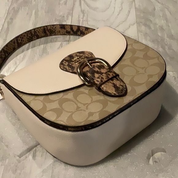 New with tag COACH shoulder bag and crossbody chalk gold light khaki signature - Picture 5 of 8